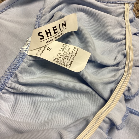 SHEIN Baby Blue Ruched Spaghetti Strap Crop Tank Top * Size Juniors Small - Picture 2 of 6